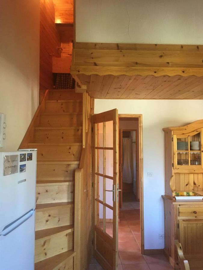 Le Cubet Hameau Des Chazals Nevache Hautes Alpes Exterior photo